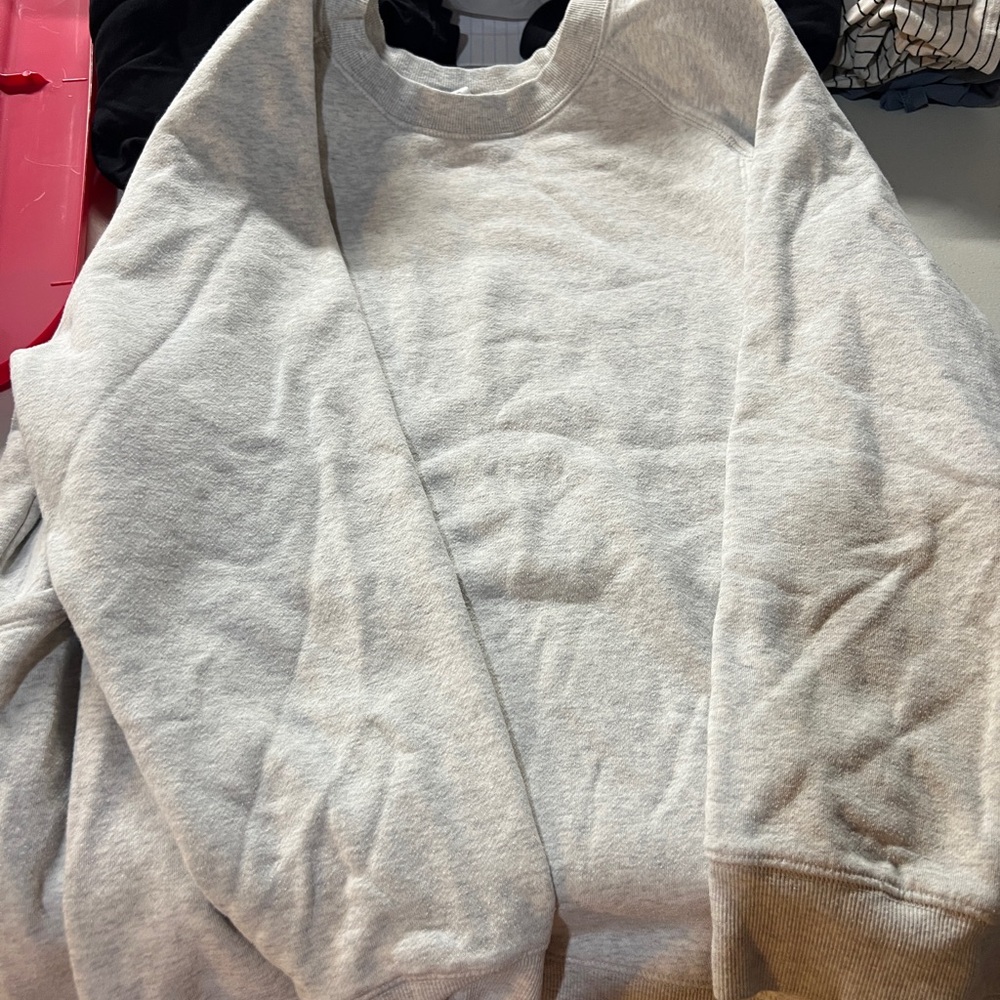 Old Navy Gray Crewneck Sweater for nursing